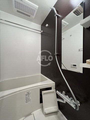 バス・シャワールーム　ルフォンプログレ天満橋　浴室