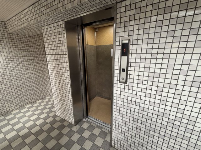 その他　エレベーター（その他）まで3m