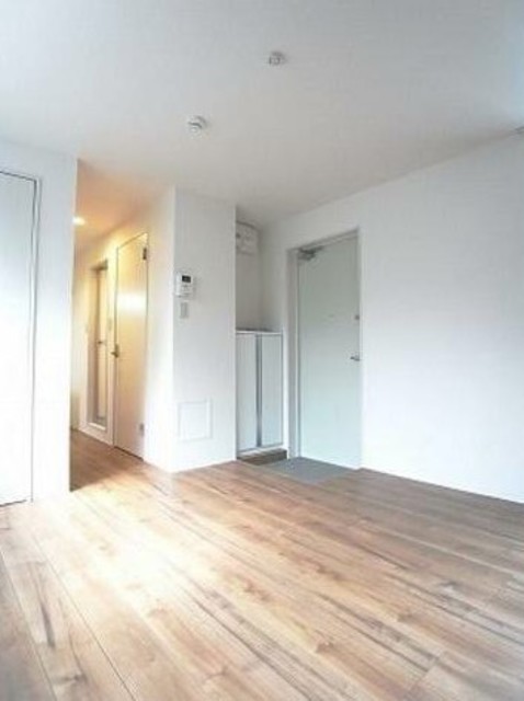 居室・リビング　きれいなお部屋です