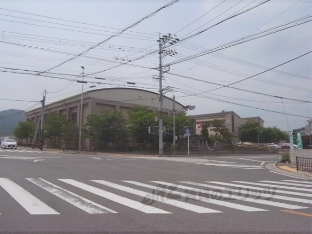 小学校　曽我部小学校（小学校）まで750m