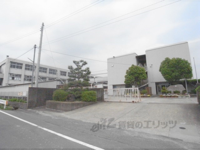 中学校　南桑中学校（中学校）まで3400m