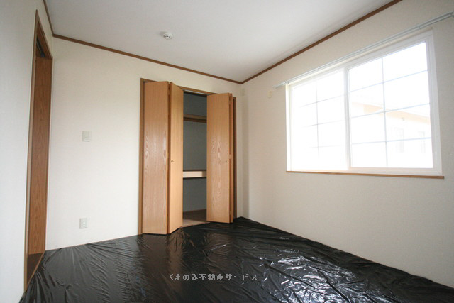 収納　十分な収納スペースがあります ニュークレストールソフィアB棟