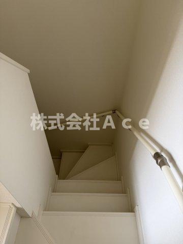 その他設備　階段もおしゃれです