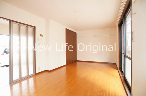 その他部屋・スペース　家具の配置がしやすい横型リビング。