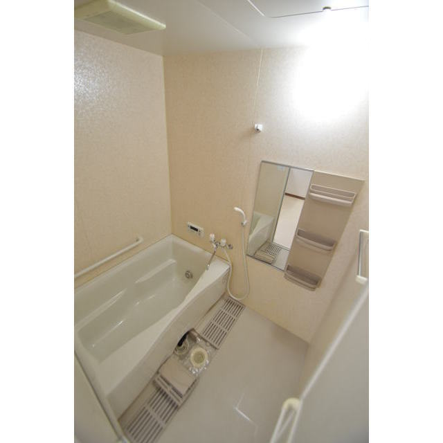 バス・シャワールーム　追い炊き