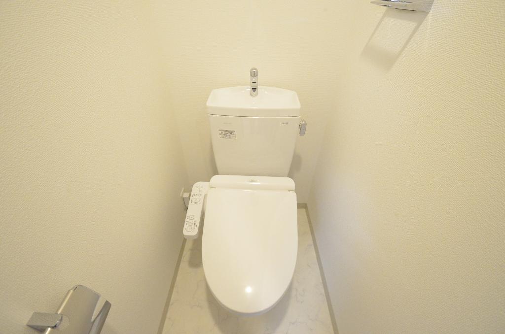 トイレ　シャワー付トイレ