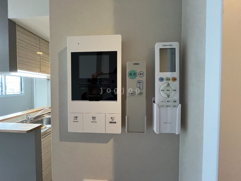 セキュリティ　モニター付きインターホン