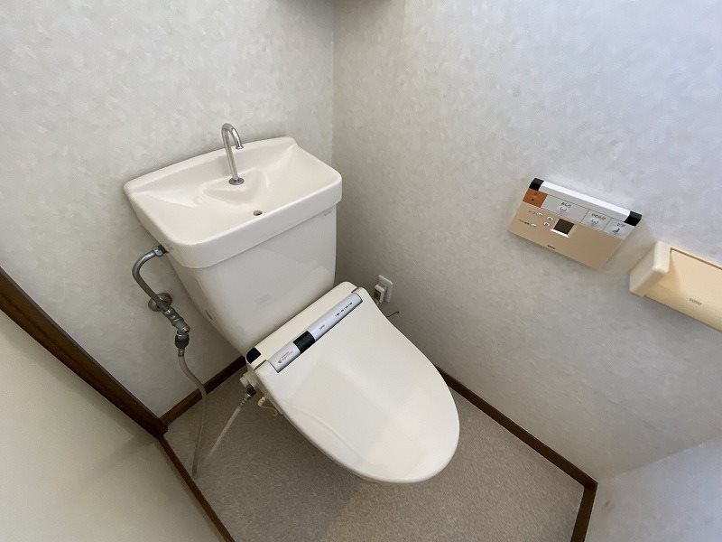 トイレ　別部屋参考