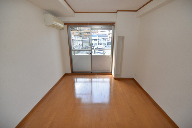 居室・リビング　写真は同マンションの別のお部屋のものです