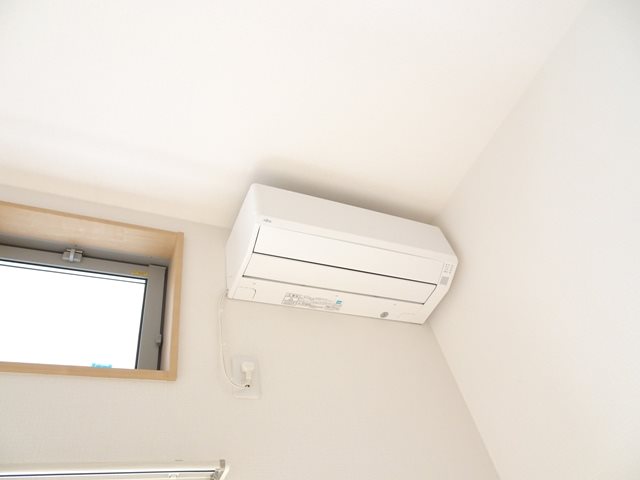 その他設備　嬉しいエアコンつき