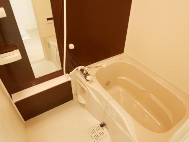 バス・シャワールーム　【浴室】バス
