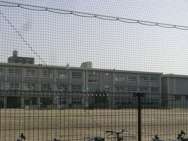 小学校　市立常磐小学校（小学校）まで650m
