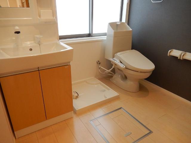 トイレ　シャワー付トイレ