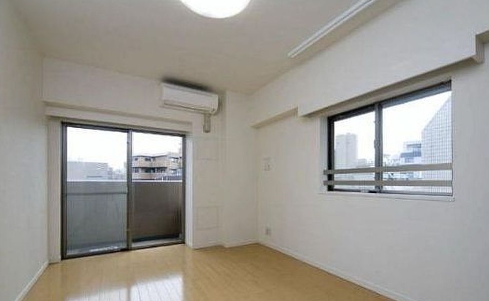 居室・リビング　他部屋参考写真です。