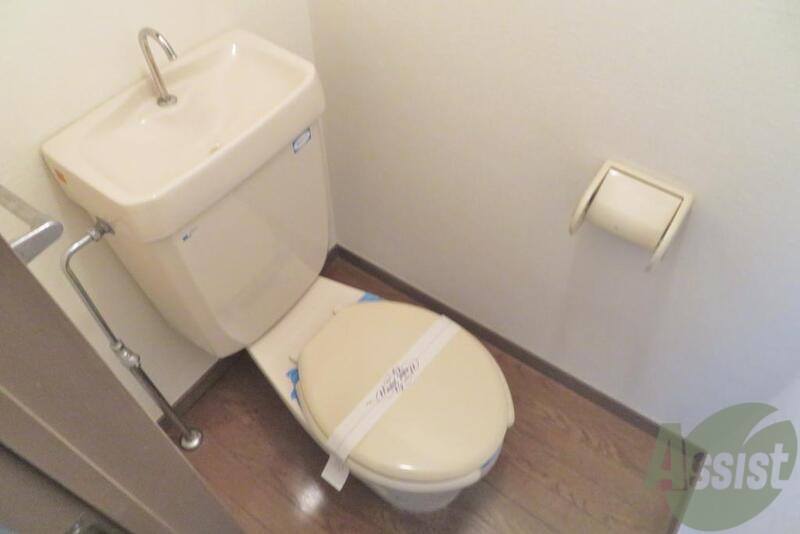 トイレ　シンプルなつくりのトイレです。清潔感は大事ですよね。