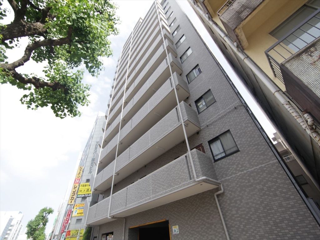 建物外観　外観　オートロック付　外壁タイル張り　屋根付き駐輪場