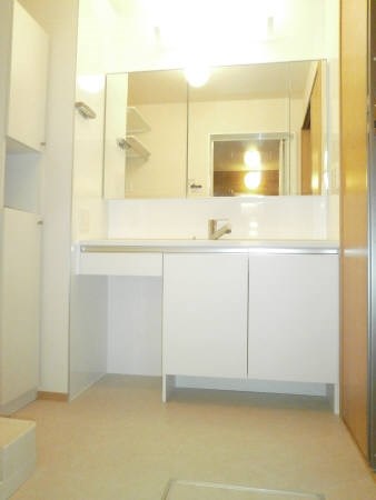 洗面設備　同等タイプのイメージ画像です。