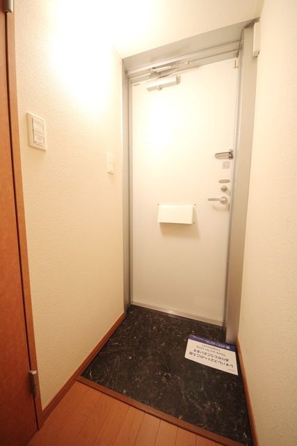 玄関　★見学希望等はタウンハウジング中央林間店までお気軽に♪★
