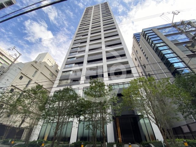 建物外観　ローレルタワー心斎橋　外観