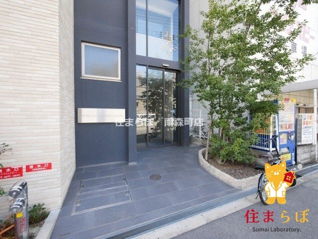 エントランス　共用部の印象も大切に