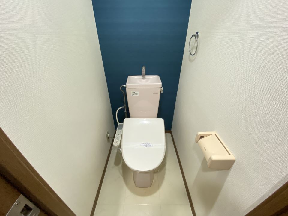 トイレ　３，０００円ＵＰで家具家電付きも出来ます