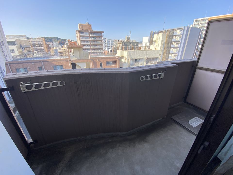 バルコニー　３，０００円ＵＰで家具家電付きも出来ます