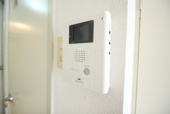 セキュリティ　※別部屋の写真になります。