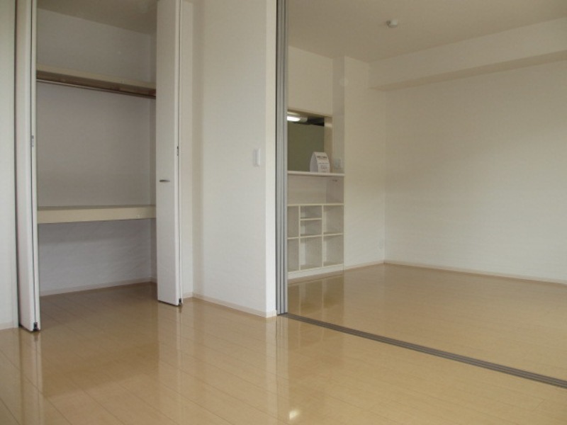 居室・リビング　図面と現状に相違がある場合には現状を優先