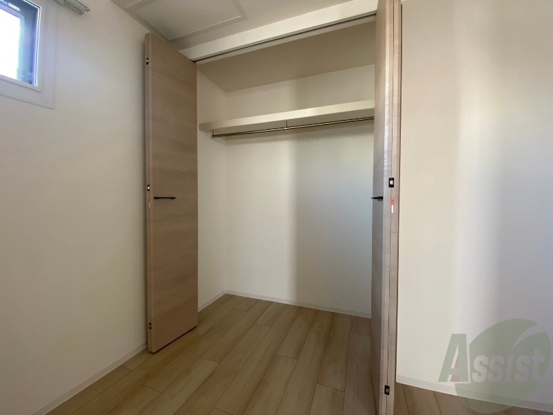 収納　収納もバッチリあるのでお部屋が片付きますよ！