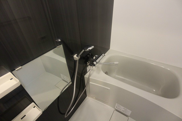 バス・シャワールーム　浴室　別号室参考写真