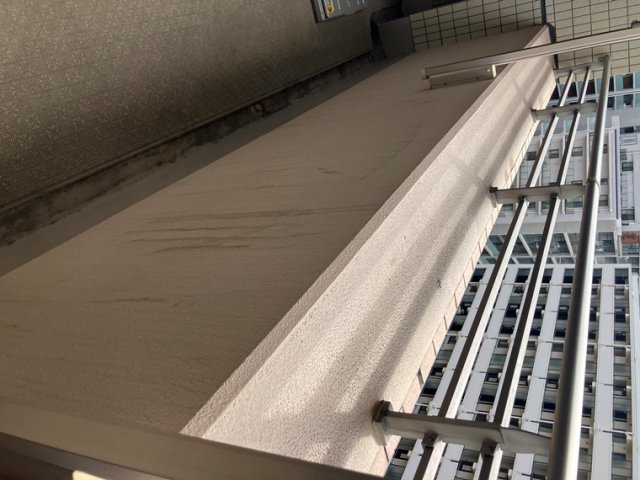 バルコニー　バルコニーからの眺めを楽しみながら食事をしませんか