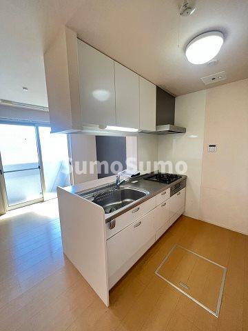 キッチン　キッチンでお料理をお楽しみください