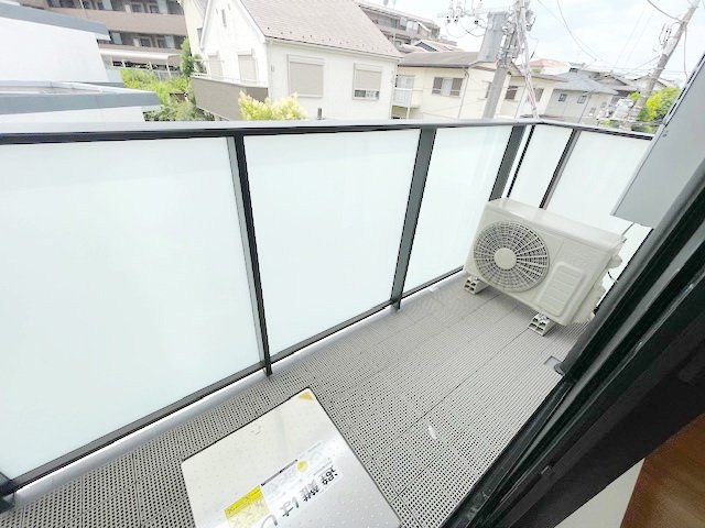 バルコニー　バルコニー