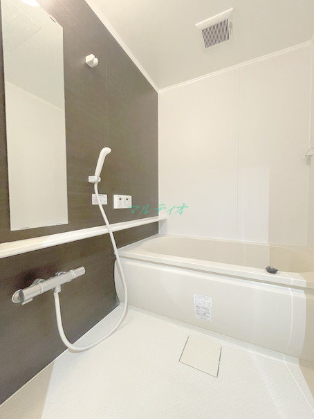 バス・シャワールーム　浴室