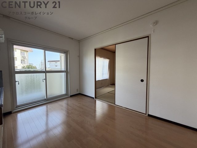 居室・リビング　角部屋住戸で過ごしやすくてオススメです！