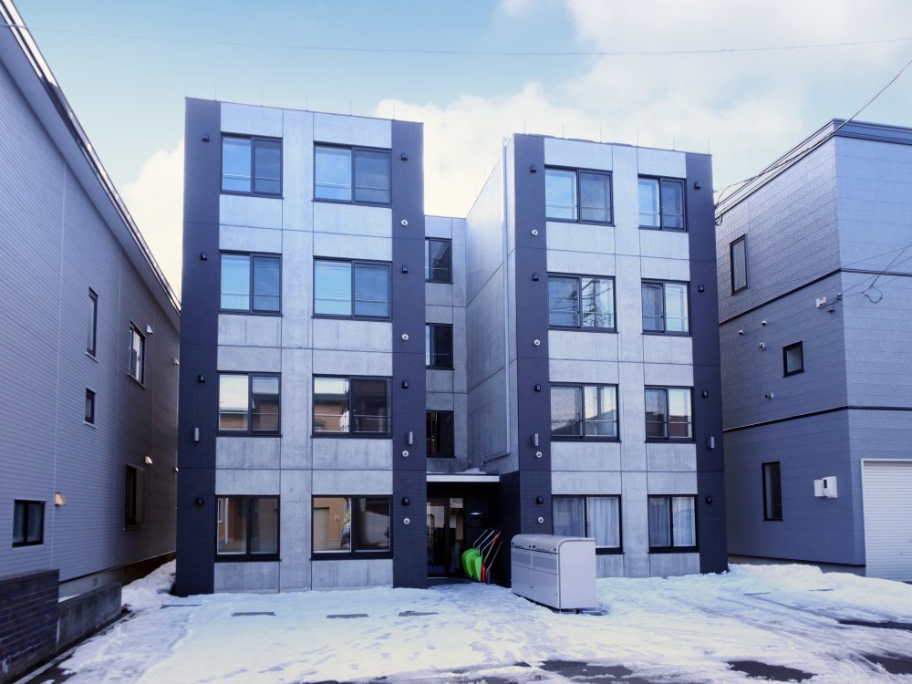 建物外観　物件名【ＫＥＮＴ　Ｃｏｌｌｅｃｔｉｏｎ野幌駅前】です。