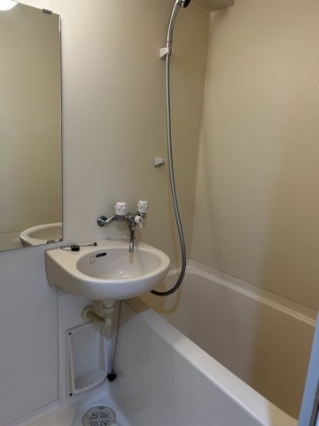 洗面設備　※別部屋の参考写真となります※現況優先※