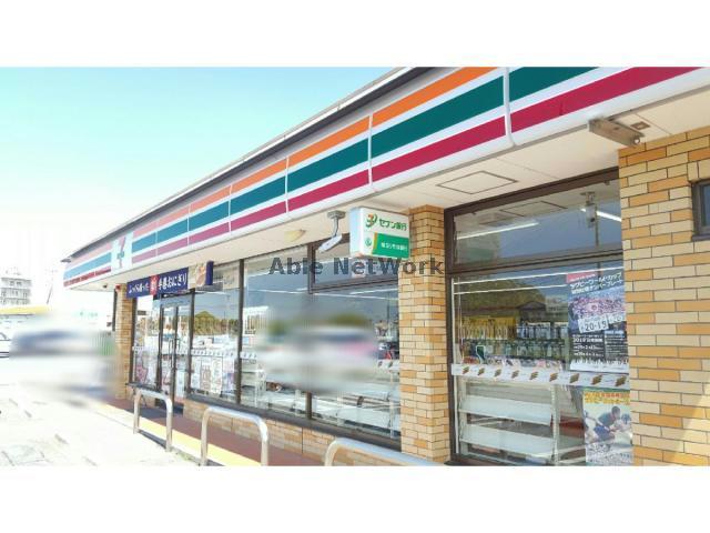 コンビニ　セブンイレブン熊谷佐谷田店（コンビニ）まで563m