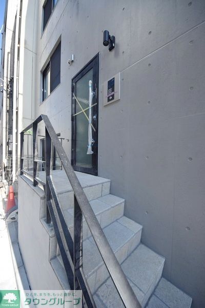 エントランス　バルコニー