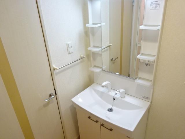 洗面設備　洗髪洗面化粧台