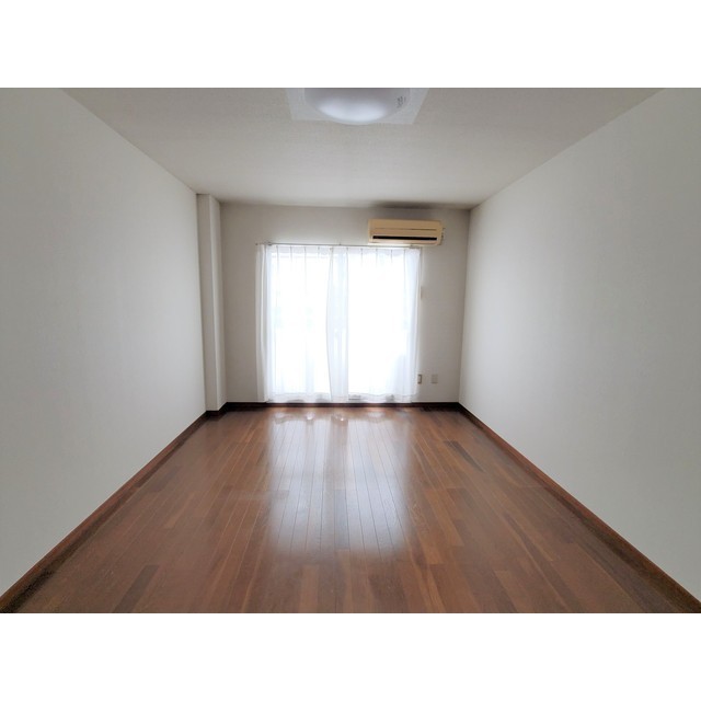 居室・リビング　※同タイプのお部屋です