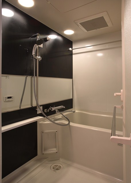 バス・シャワールーム　日々の疲れを癒すお風呂付です