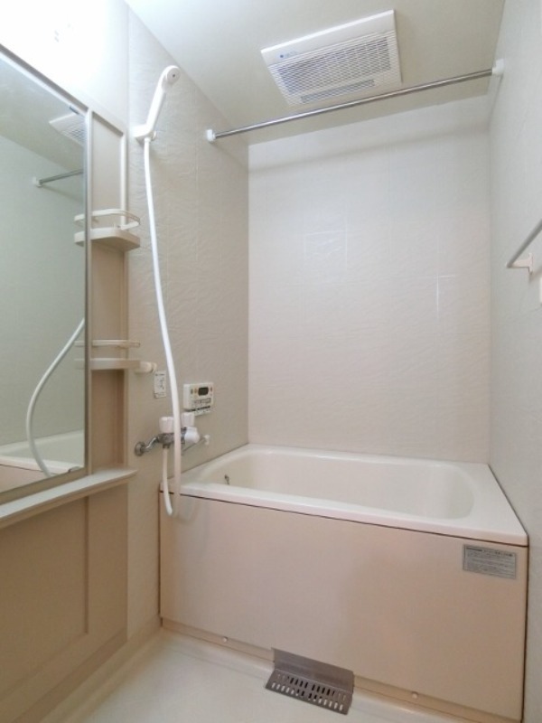 バス・シャワールーム　図面と現状に相違がある場合には現状を優先