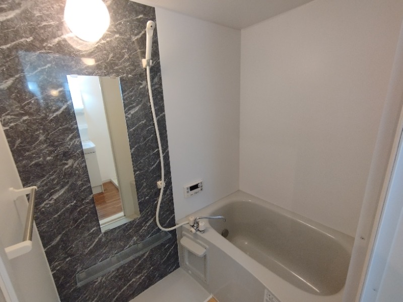 バス・シャワールーム　別室イメージ