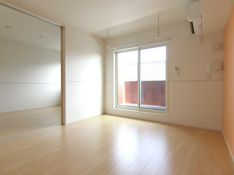 居室・リビング　図面と現状に相違がある場合には現状を優先