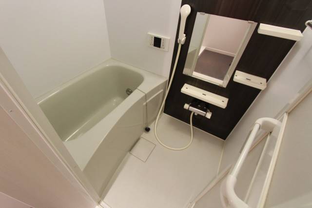 バス・シャワールーム　※１０５号室室内参照