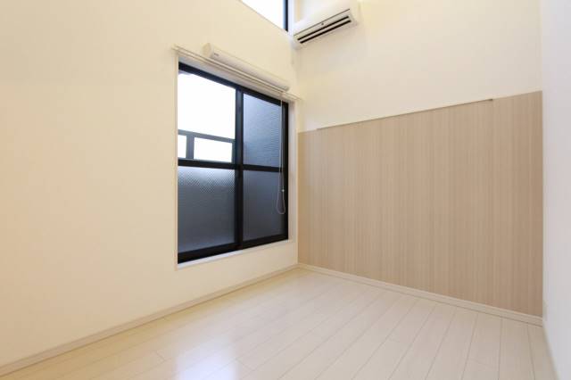 居室・リビング　※１０５号室室内参照