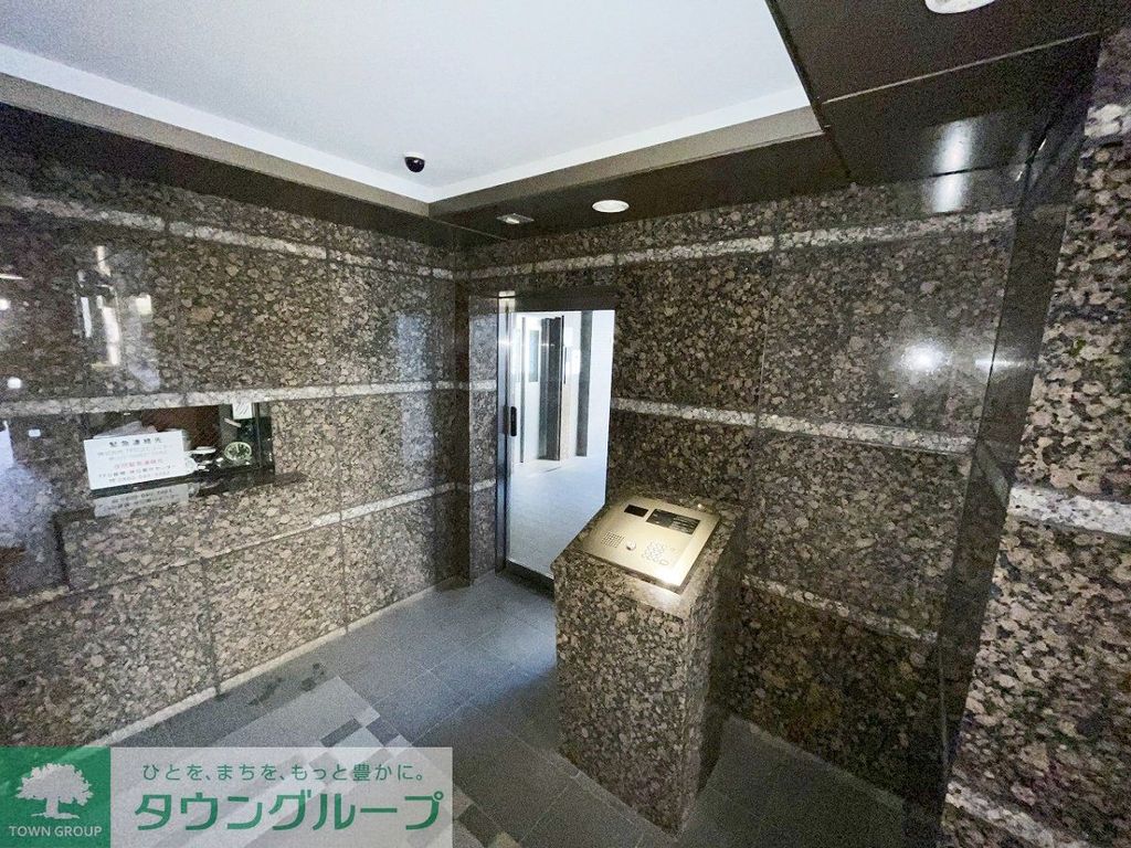 エントランス　部屋探しは株式会社　タウンハウジング　までお気軽にお問合せ…