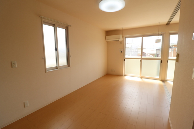 居室・リビング　リビング