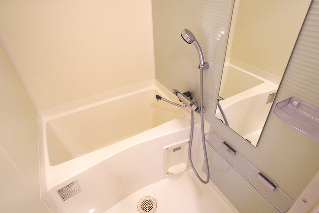 バス・シャワールーム　※写真は同タイプ住戸です。
